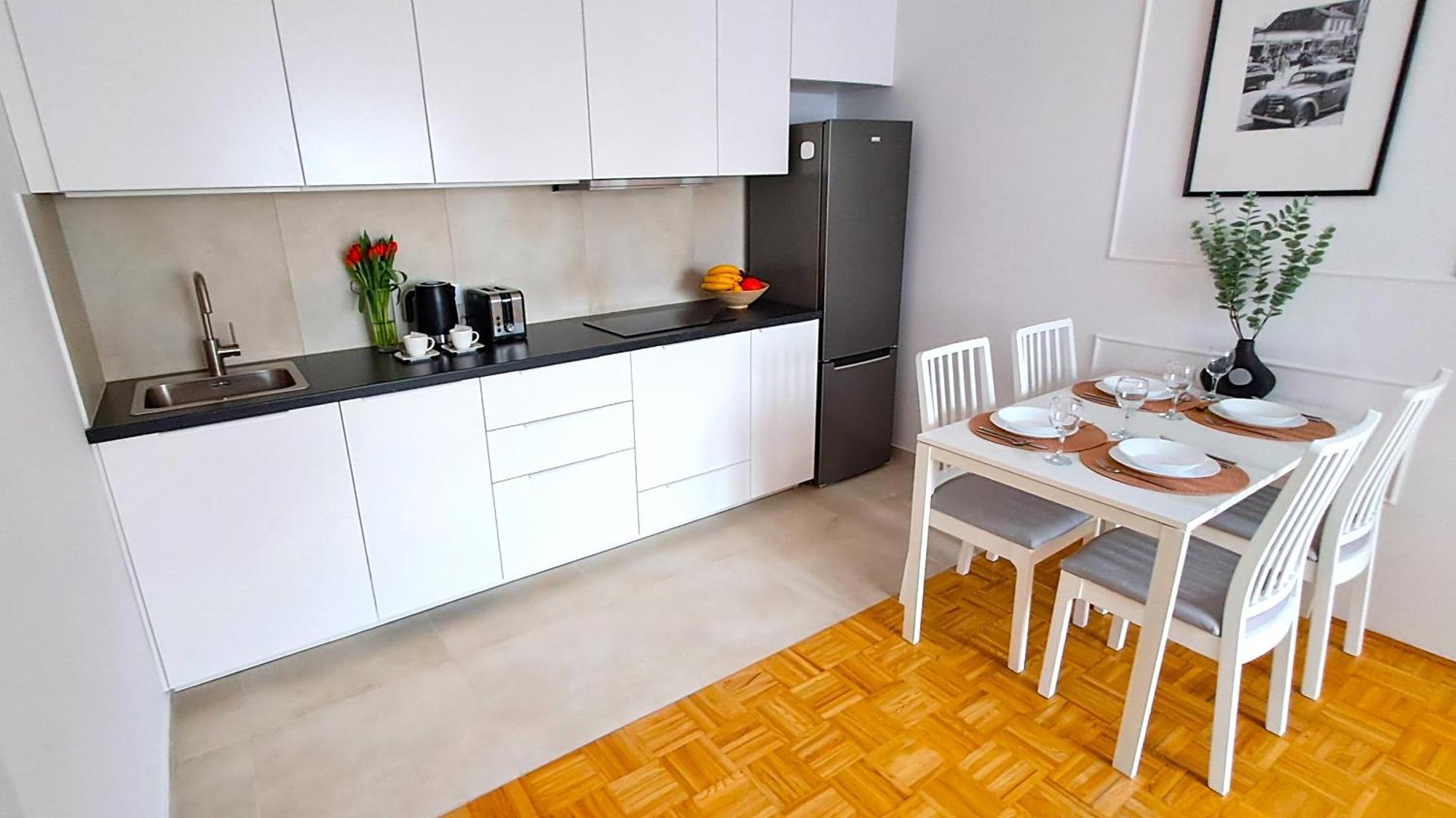 Praska Syrena Apartamento Varsóvia Exterior foto